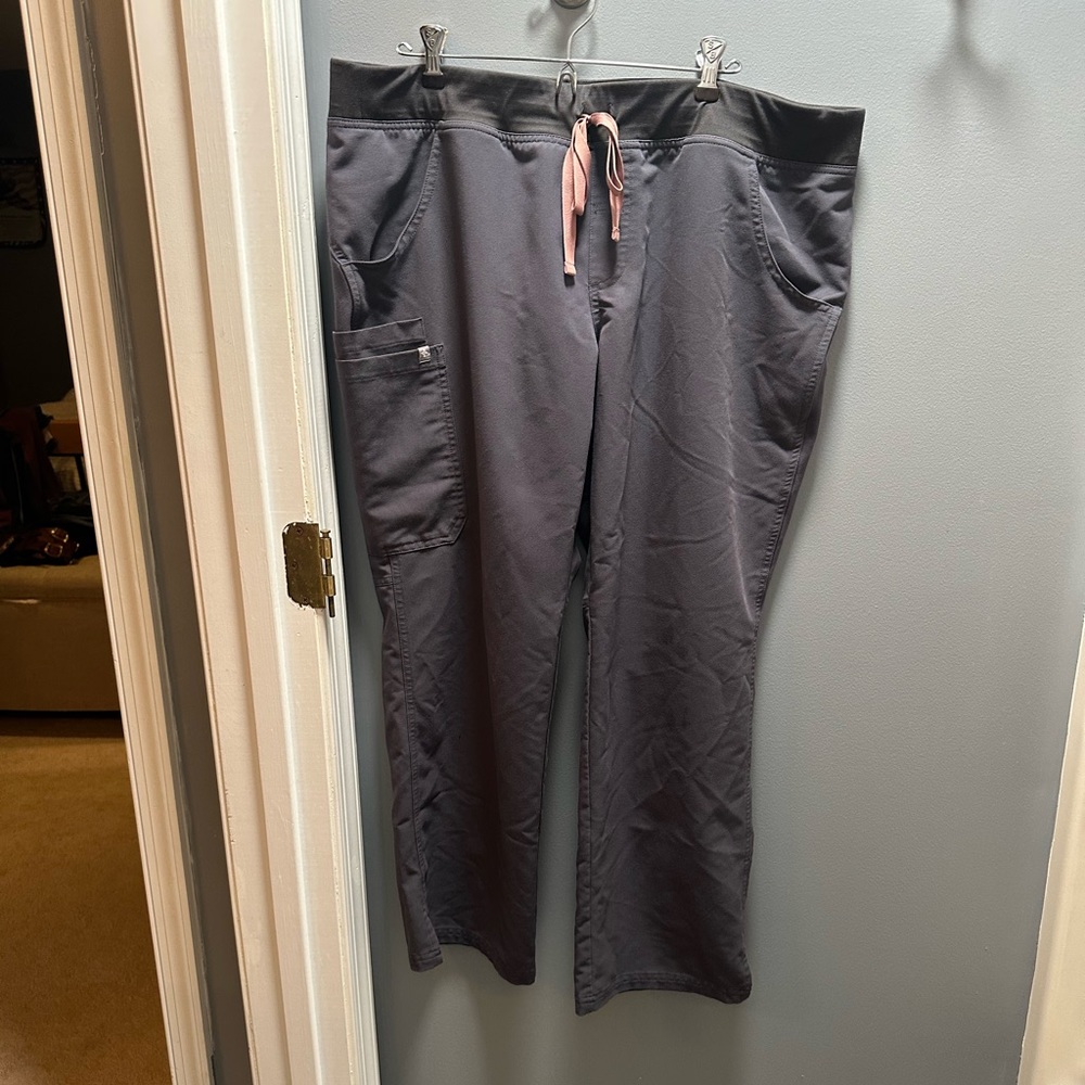 Figs Kade cargo scrubs